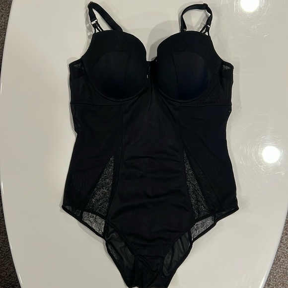 ASHLEY GRAHAM Satin & Lace Bodysuit Lingerie - Picture 4 of 12